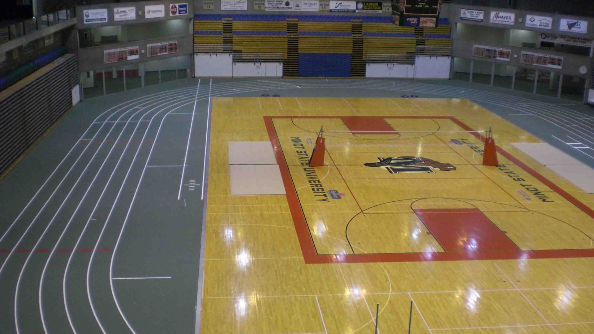 Dynamic Sports Construction Gymnasium Flooring